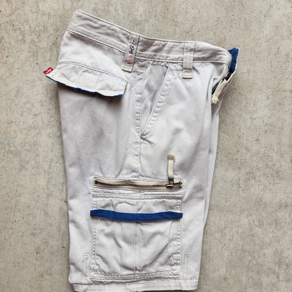 Y2k Levis Workwear Cargo Baggy Skater Boy's Beige Khaki Shorts, Size 10 Youth‎ - Picture 8 of 12